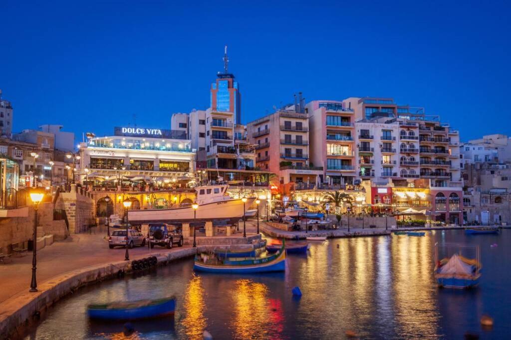 2 Bed Apt In Heart Of St Julians - 5Min From Seafront Saint Julian's Eksteriør bilde